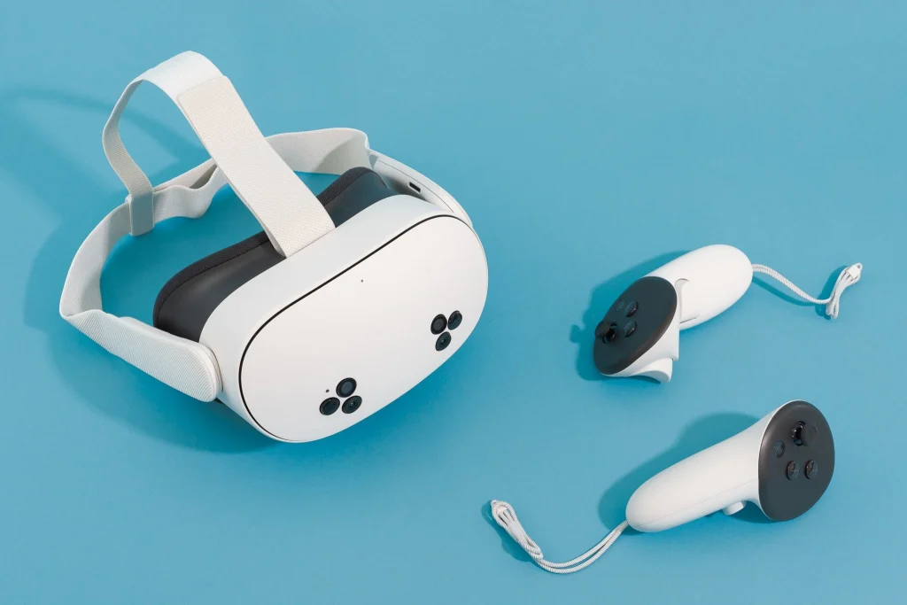 vrheadset Gadgets to Cure Boredom